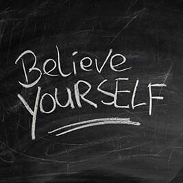 Bild zeigt Schriftzug BELIEVE YOURSELF